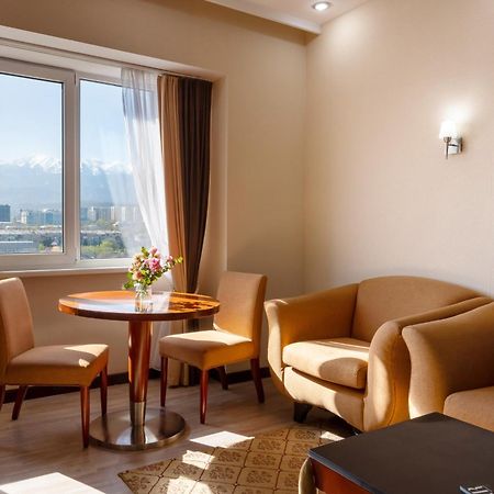 Regardal Hotel الماتي المظهر الخارجي الصورة