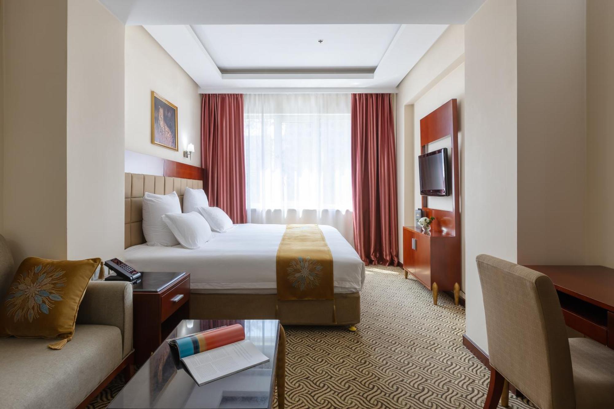 Regardal Hotel الماتي المظهر الخارجي الصورة