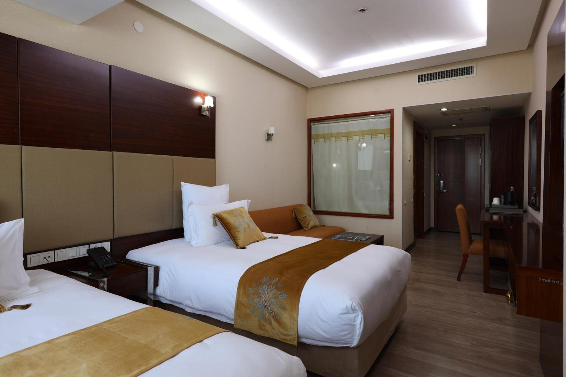 Regardal Hotel الماتي المظهر الخارجي الصورة