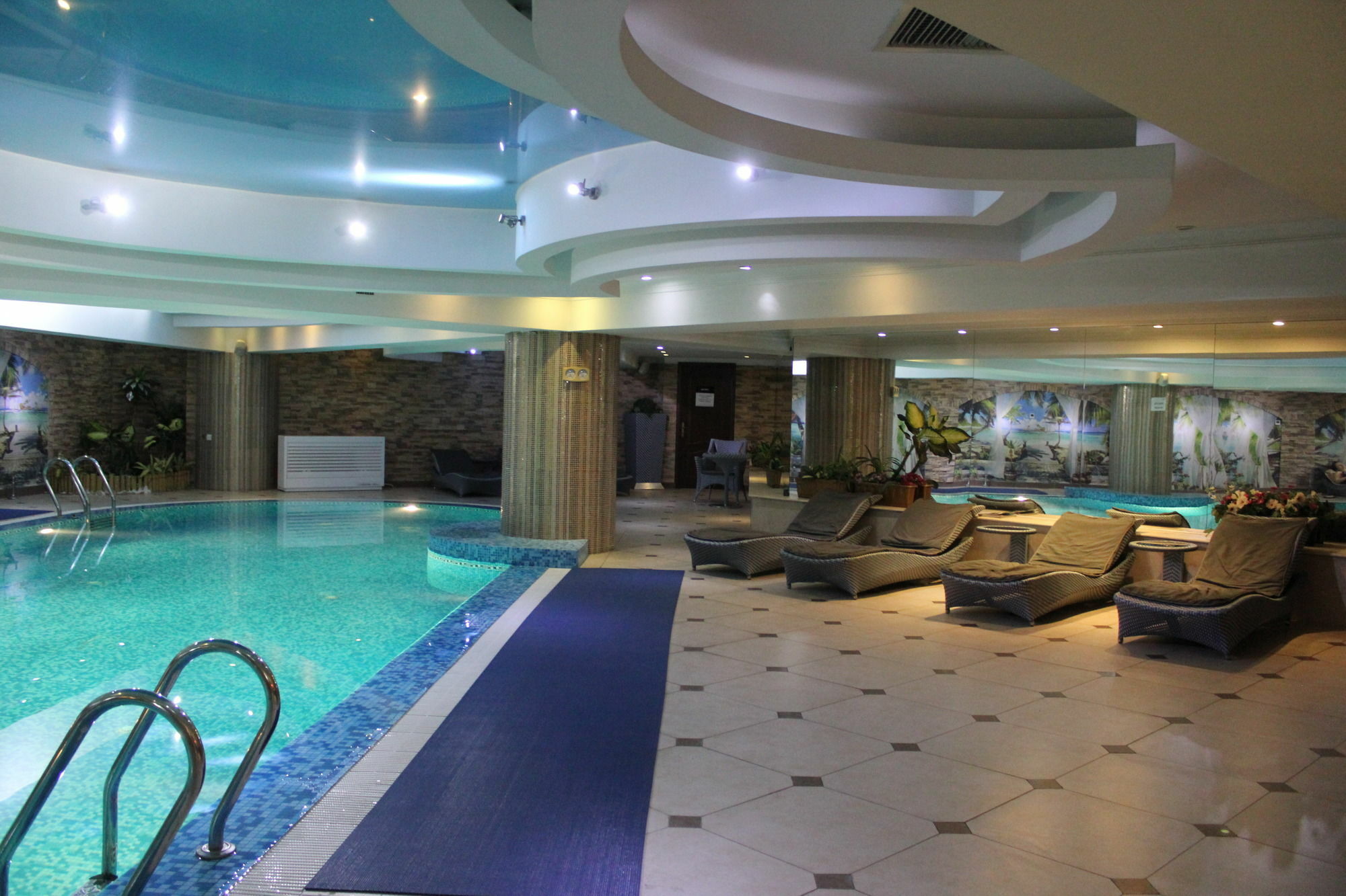 Regardal Hotel الماتي المظهر الخارجي الصورة